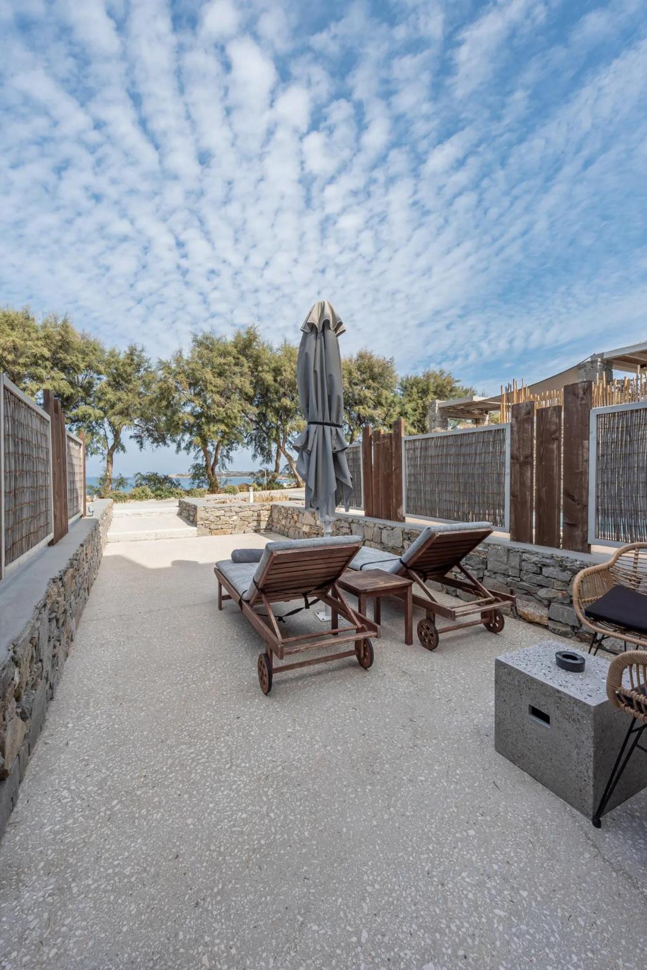 Paros Comfy Suites Науса Экстерьер фото