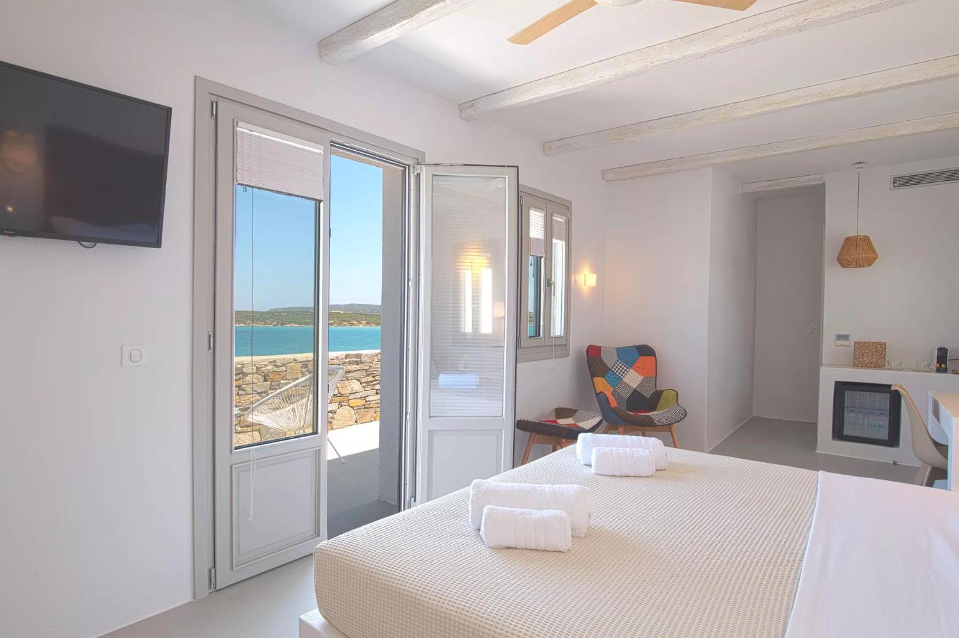 Paros Comfy Suites Науса Экстерьер фото