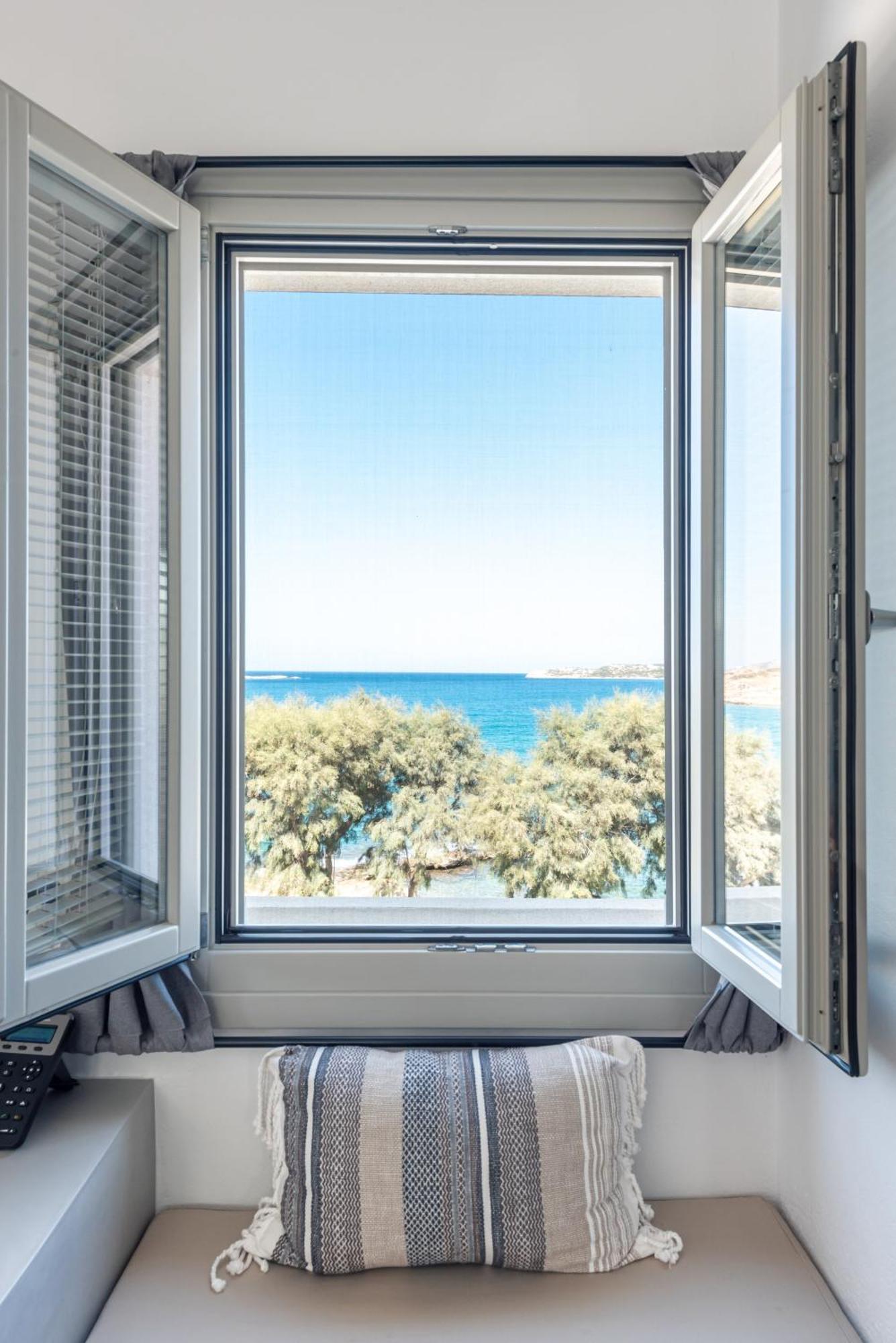 Paros Comfy Suites Науса Экстерьер фото